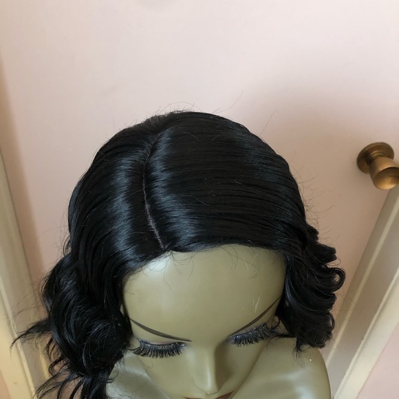 Wavy Bob wig - Picture 7 of 7